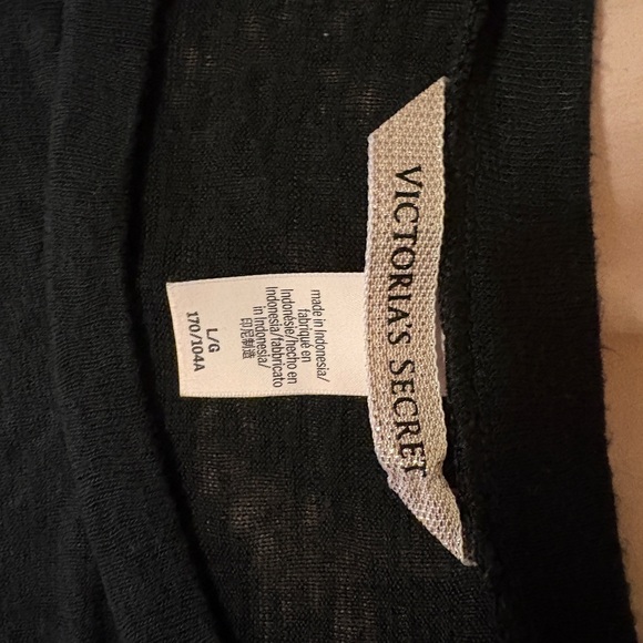 Victoria’s Secret black long sleve top - Picture 2 of 3